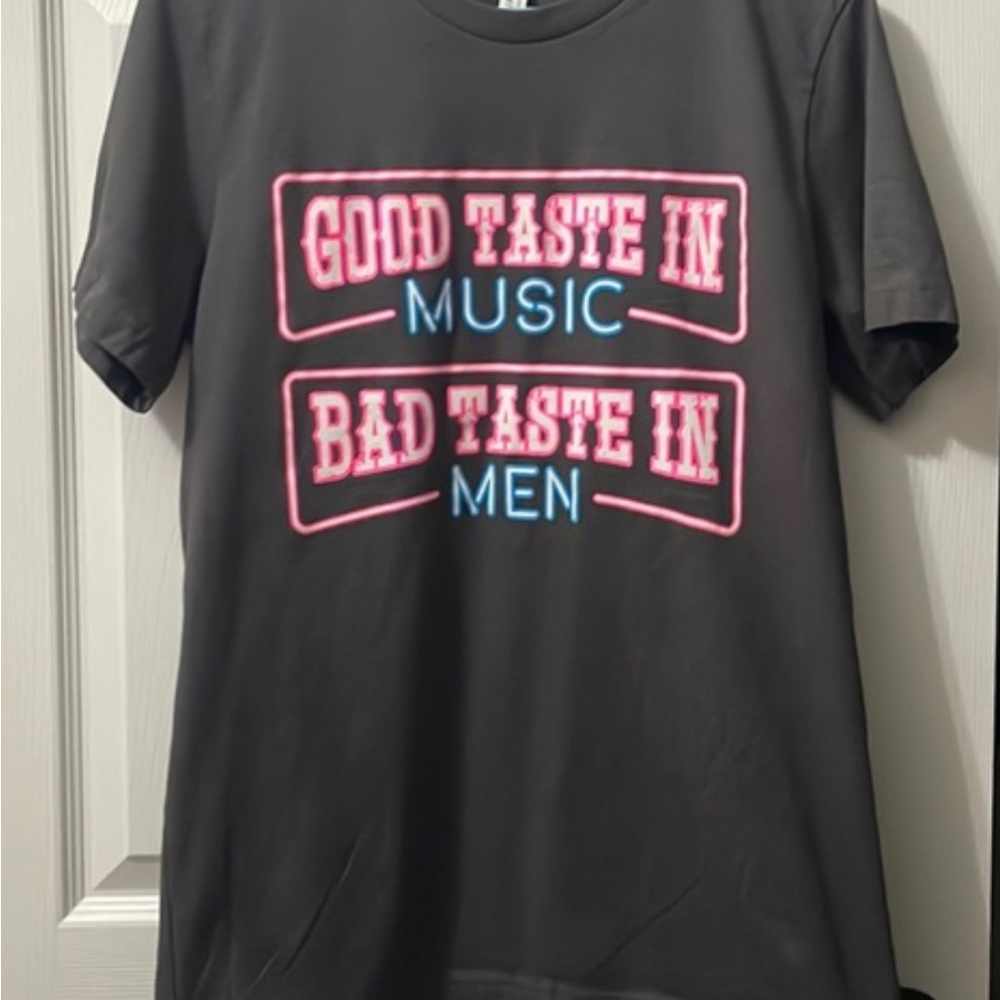 Women’s t-shirt